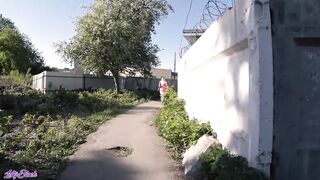 Tini nőci lovagolja a manus faszát