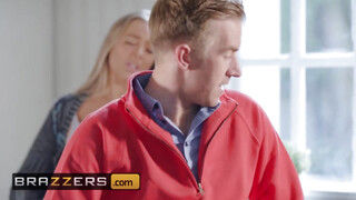 Brazzers - Petite Princess Eve és méretes kuki