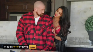 Brazzers - Katana Kombat a férje haverjával dug