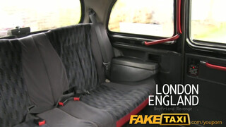 FakeTaxi - szűk pinájú nag tőgyes nőci