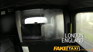 FakeTaxi - méretes csöcsű debella lány a taxiban