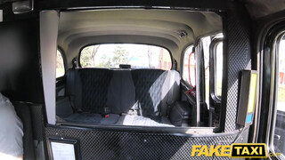 Fake Taxi  - ez a hölgyemény csak a kőkemény pélót szereti