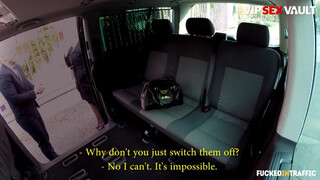 FuckedInTraffic - Barbara Nova hatalmas tőgyes csaj