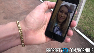 PropertySex - Kimber Lee muffja megdöngetve
