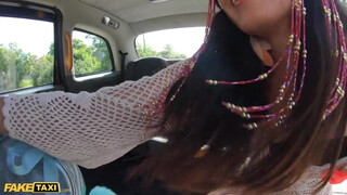 Fake Taxi - Linda Del Sol a latin hippi spiné