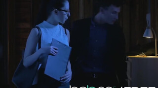 Rebecca Volpetti hatalmas dákót kap a seggébe