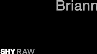 TUSHYRAW - Brianna a fullos latin amerikai milf