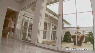 Private com - Jessica Moore durván análba tolva