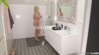 Nathaly Cherie puncija és seggluka is bekúrva