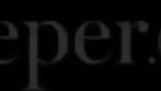 Deeper - Queenie a izgató méretes cickós milf