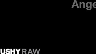 TUSHYRAW - Angel Youngs seggbe kefélve