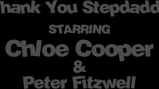Chloe Cooper a hatalmas csöcsű házastárs - MyPervyFamily
