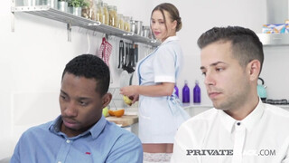 PrivateBlack - Taylor Sands hármasban kúrel