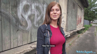 Public Agent - Tiffany Blue a dögös szép seggű csajszi