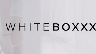 WhiteBoxxx - Vera Wonder a szexy magyar kisasszony