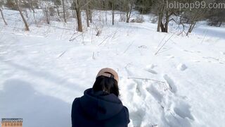 Ázsiai fitnesz hölgyemény rendesen megdugva a hidegben -20°c-on
