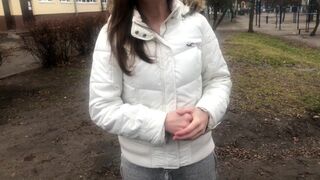 Idegen cumizza és döngeti a pénzért orosz amatőrrel beszélgetve